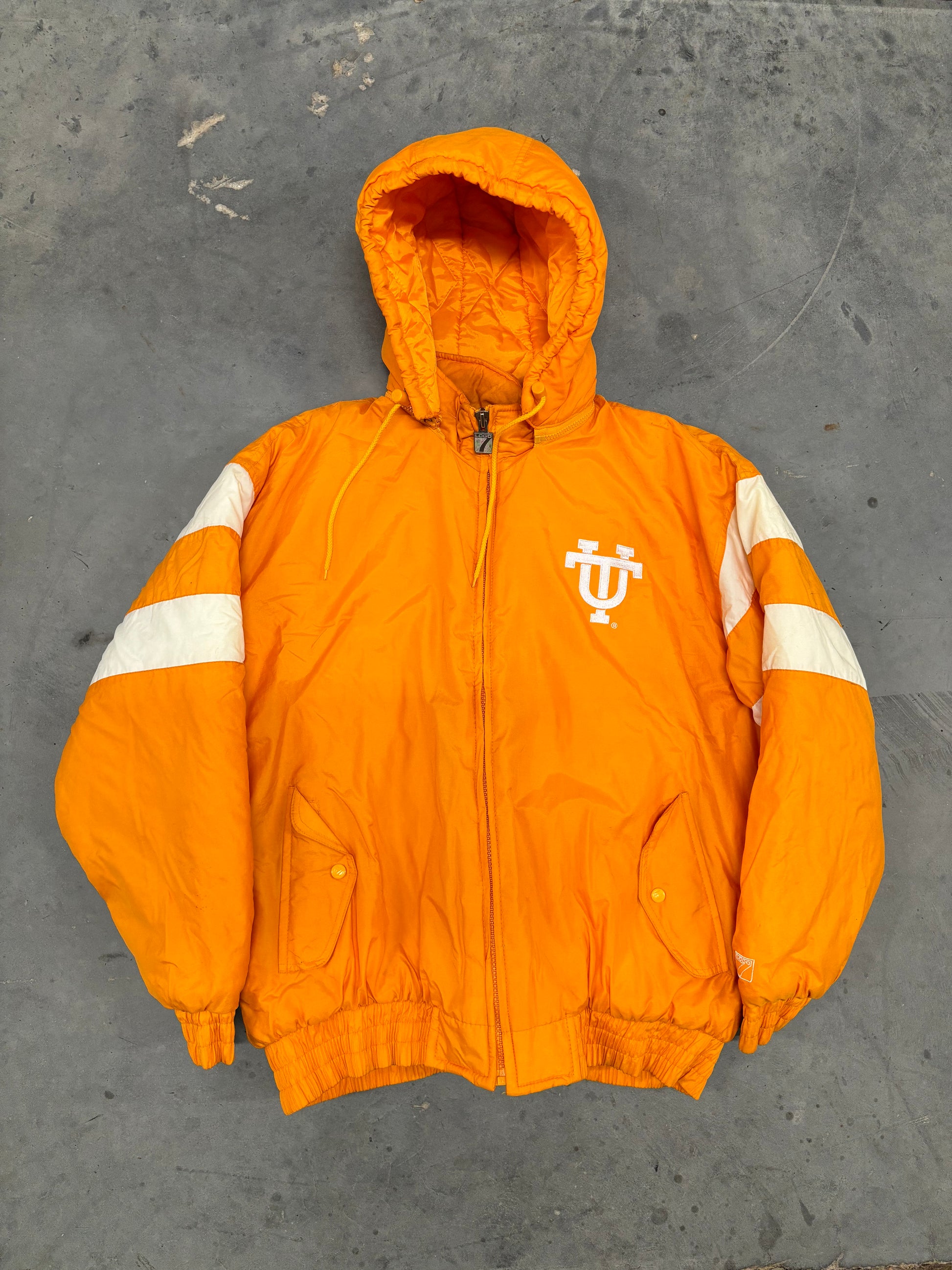 VINTAGE LOGO 7 SPELLOUT PUFFER - XL