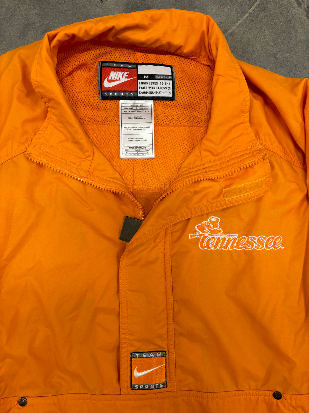 VINTAGE NIKE POWER T JACKET - L