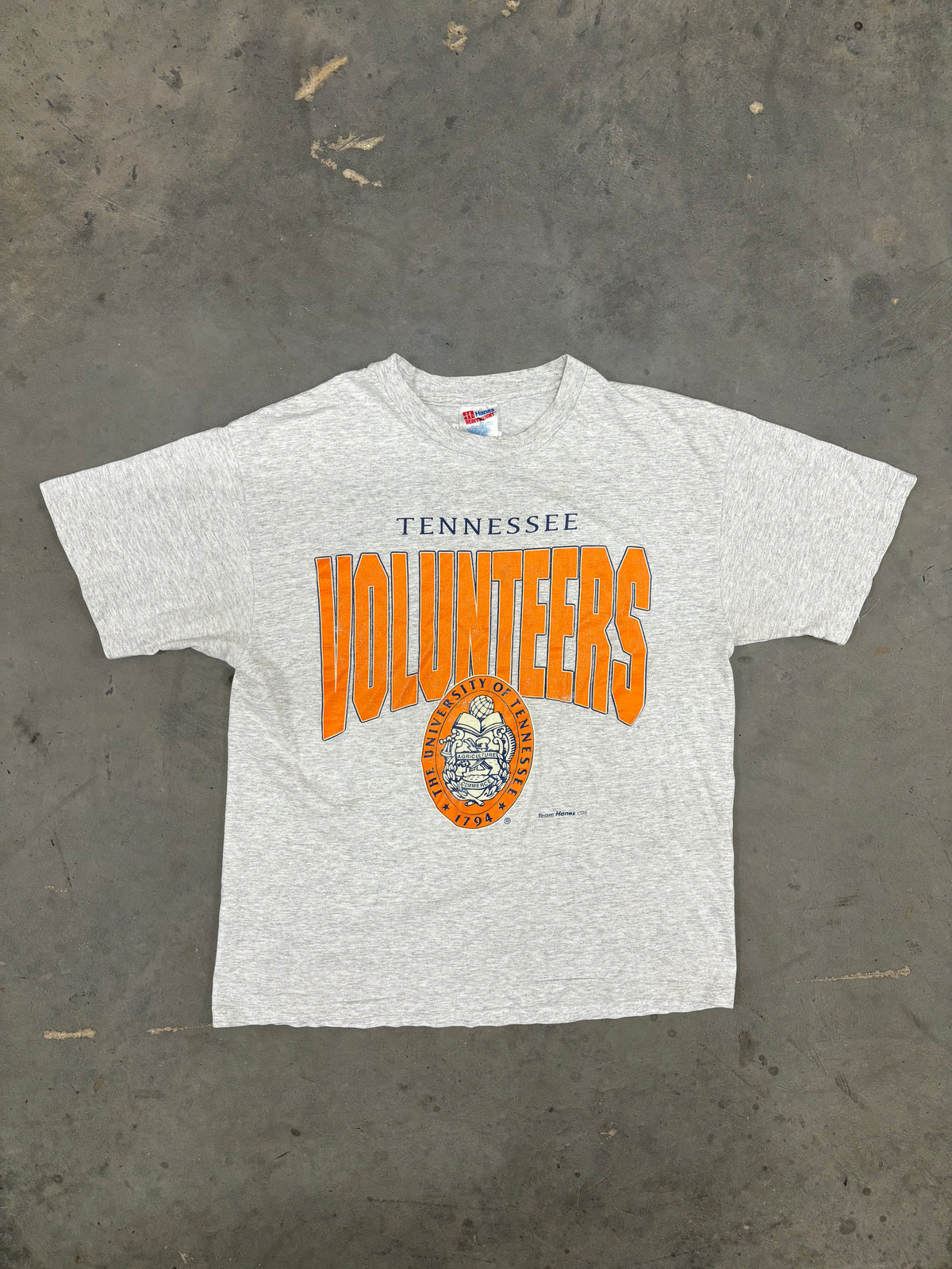 VINTAGE TENNESSEE SPELLOUT SHIRT - L