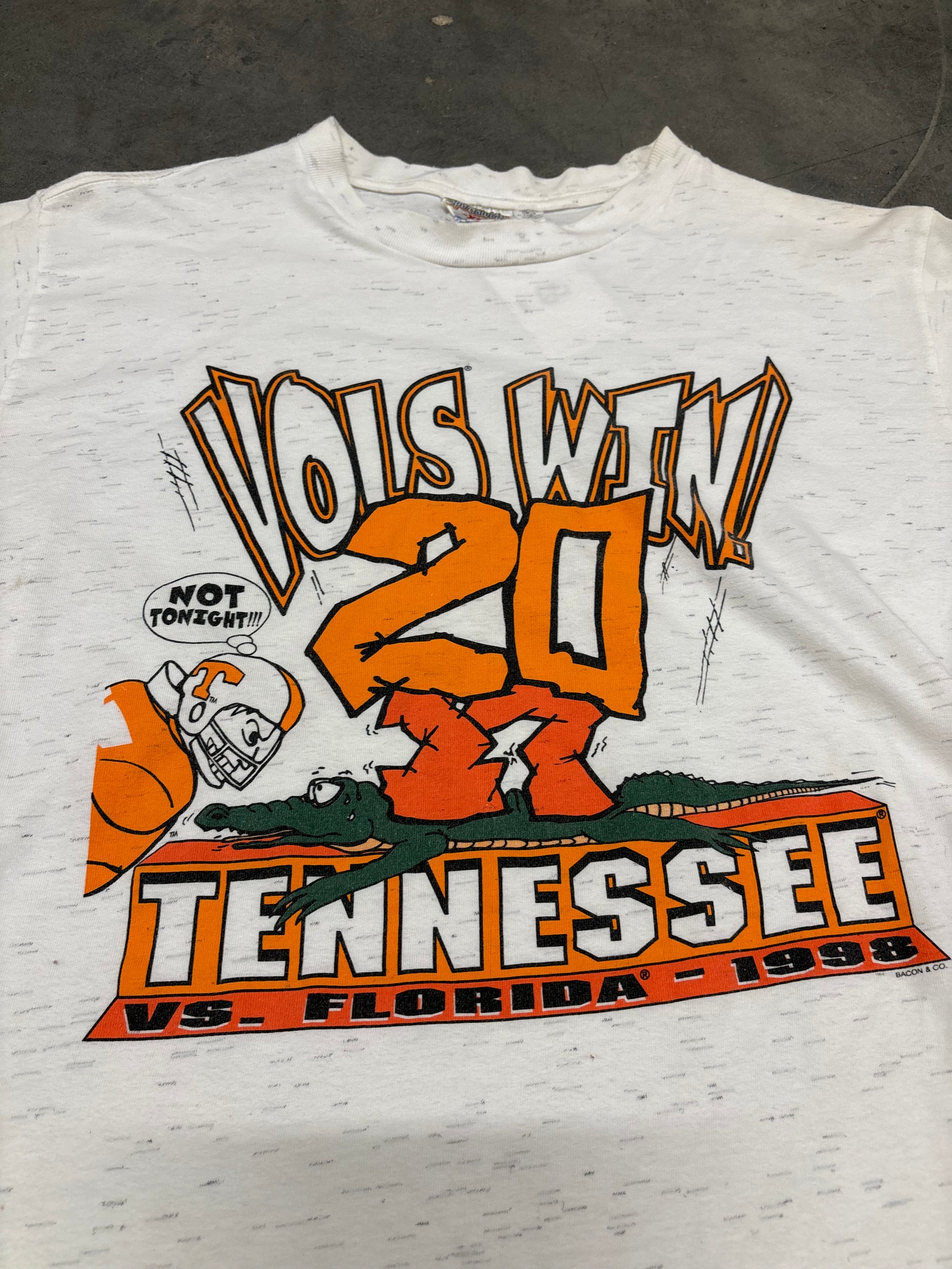 VINTAGE 1998 TENNESSEE VS FLORIDA SHIRT - L