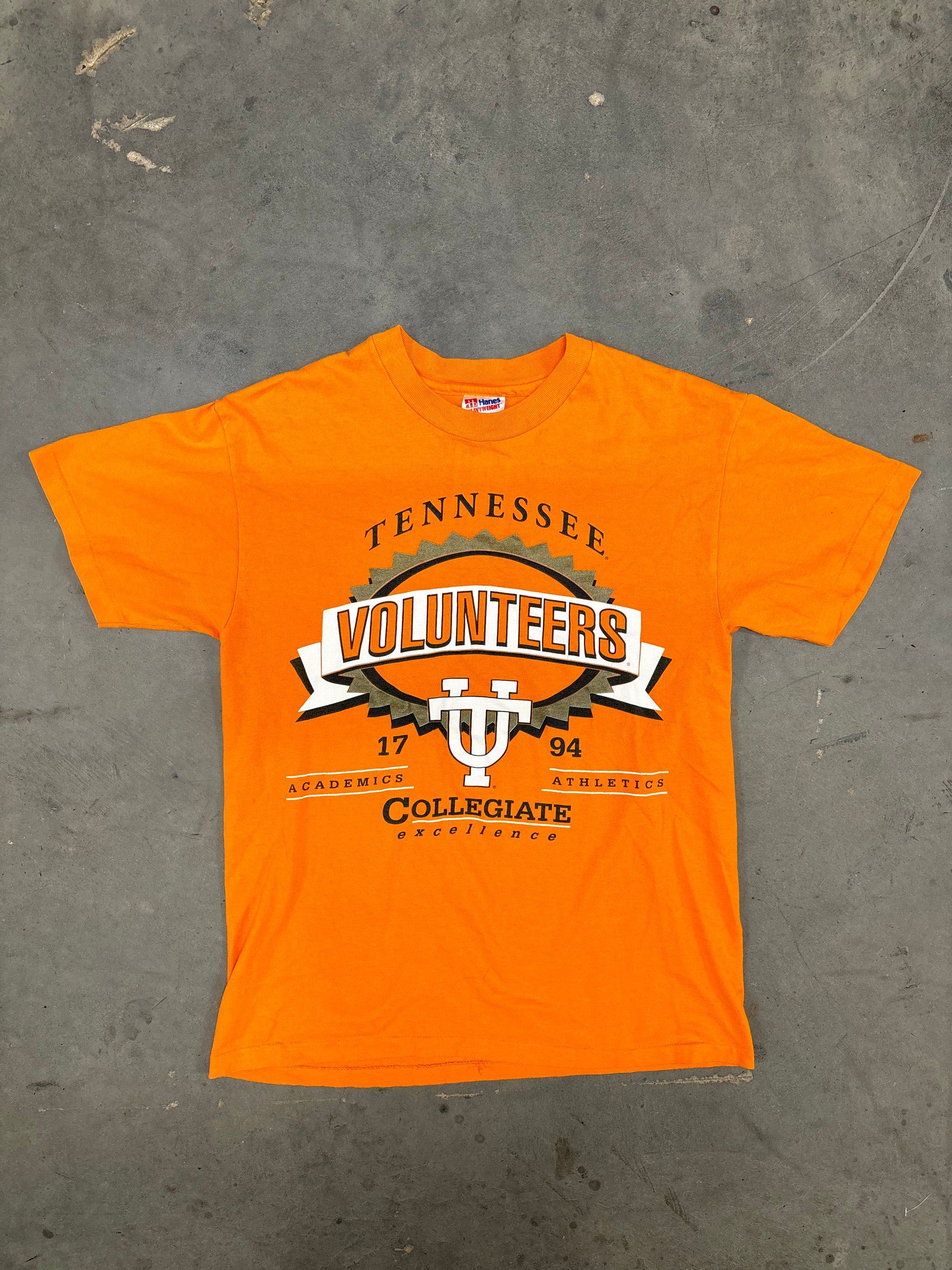 VINTAGE UT SPELLOUT LOGO SHIRT - M