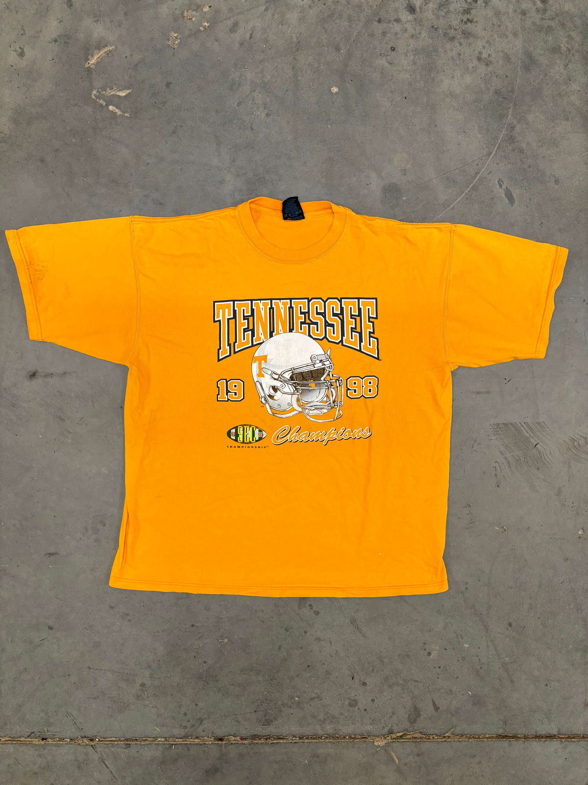 VINTAGE 1998 SEC CHAMPIONS HELMET SHIRT - XL