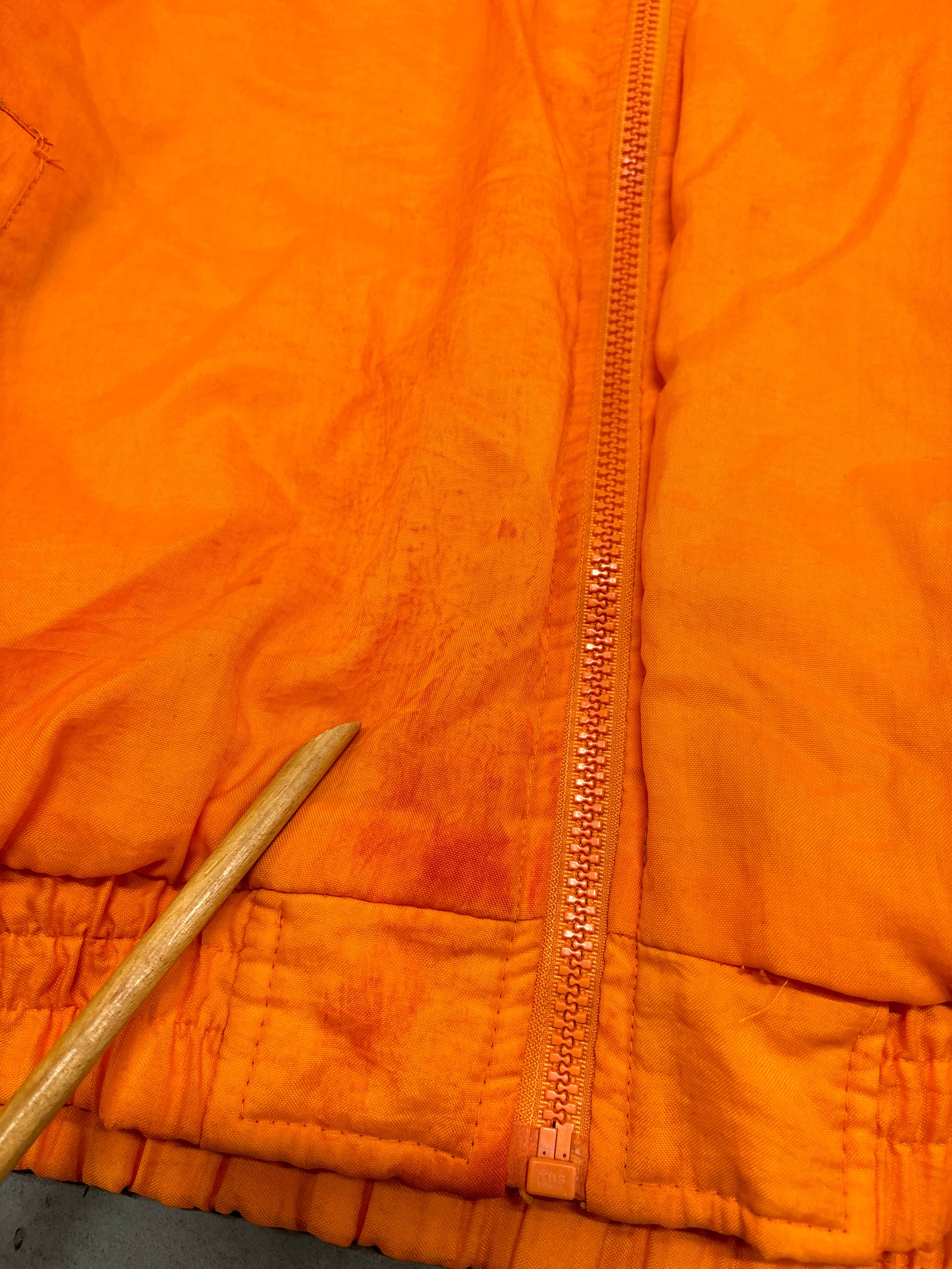 *DISTRESSED* VINTAGE PRO PLAYER REVERSIBLE PUFFER JACKET - XL