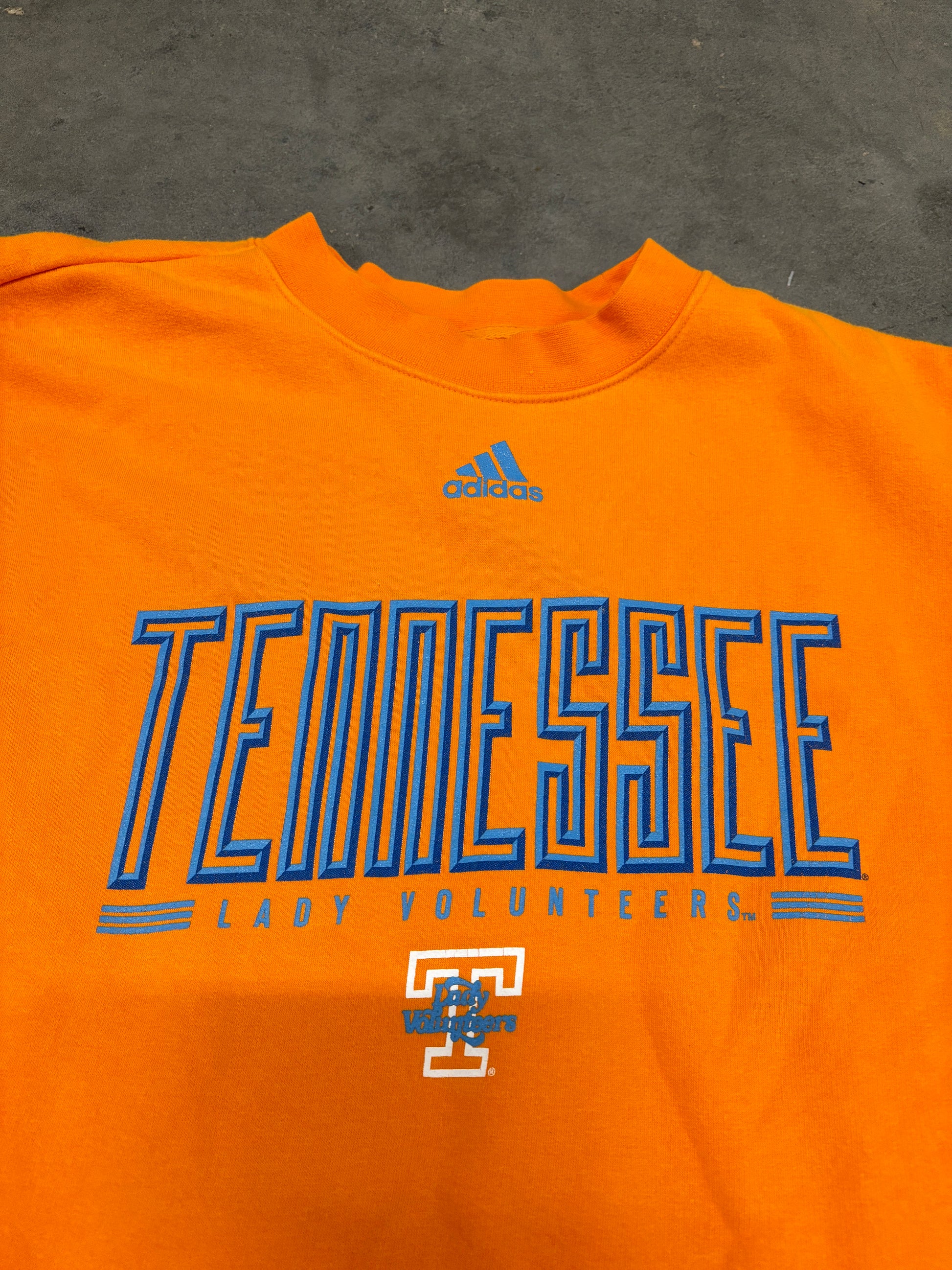 VINTAGE ADIDAS LADY VOLS SPELLOUT SWEATSHIRT - M