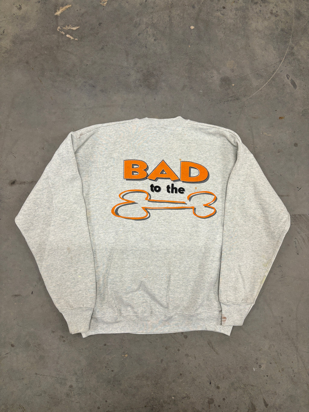 *DISTRESSED* VINTAGE SMOKE BAD TO THE BONE SWEATSHIRT - L