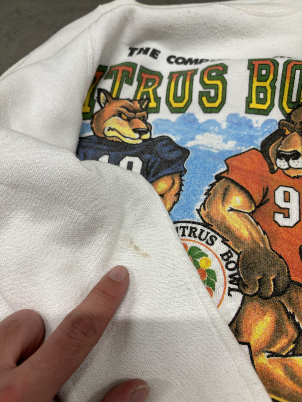 VINTAGE 1993 TENNESSEE VS PENN STATE SWATSHIRT - M