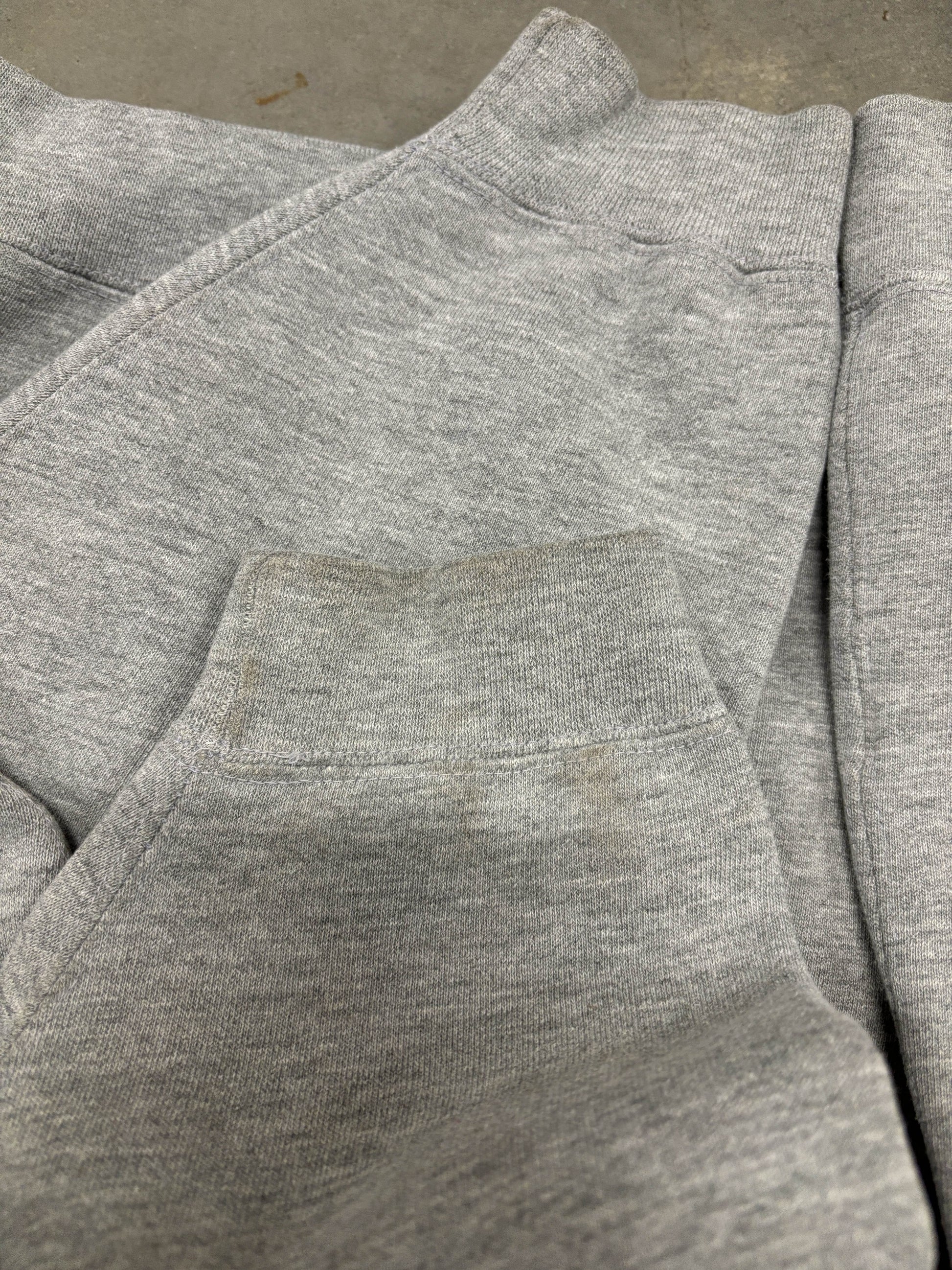 VINTAGE EMBROIDERED TENNESSEE SWEATSHIRT - L/XL